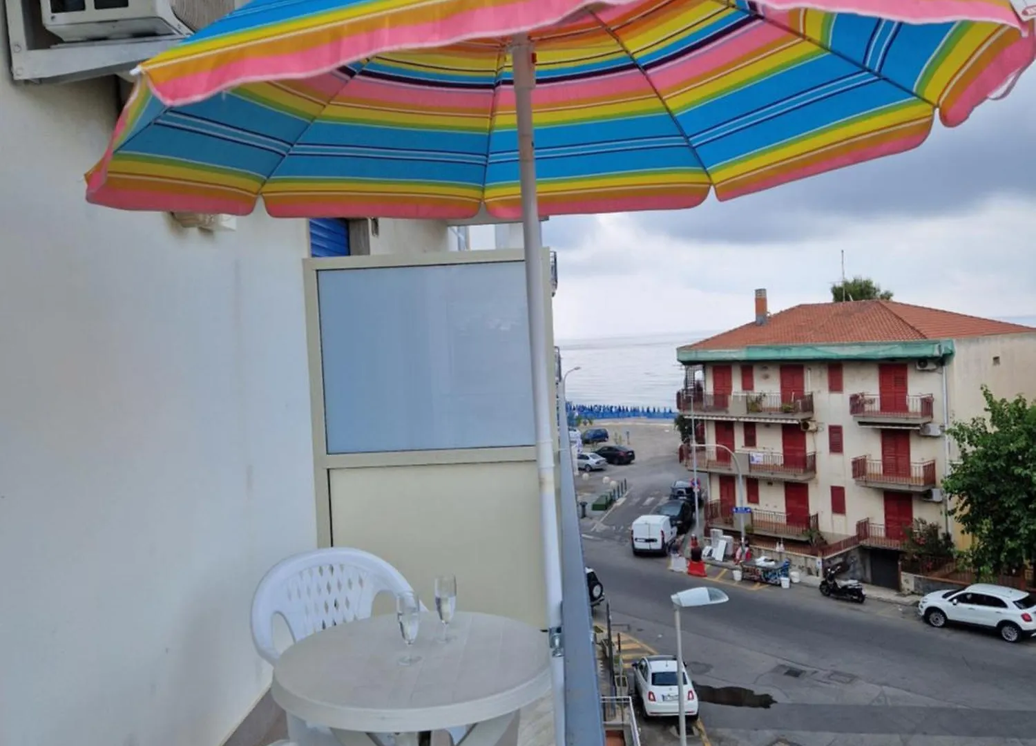 Fondachello Beach House2 - Fondachello-Apartments Com إيطاليا