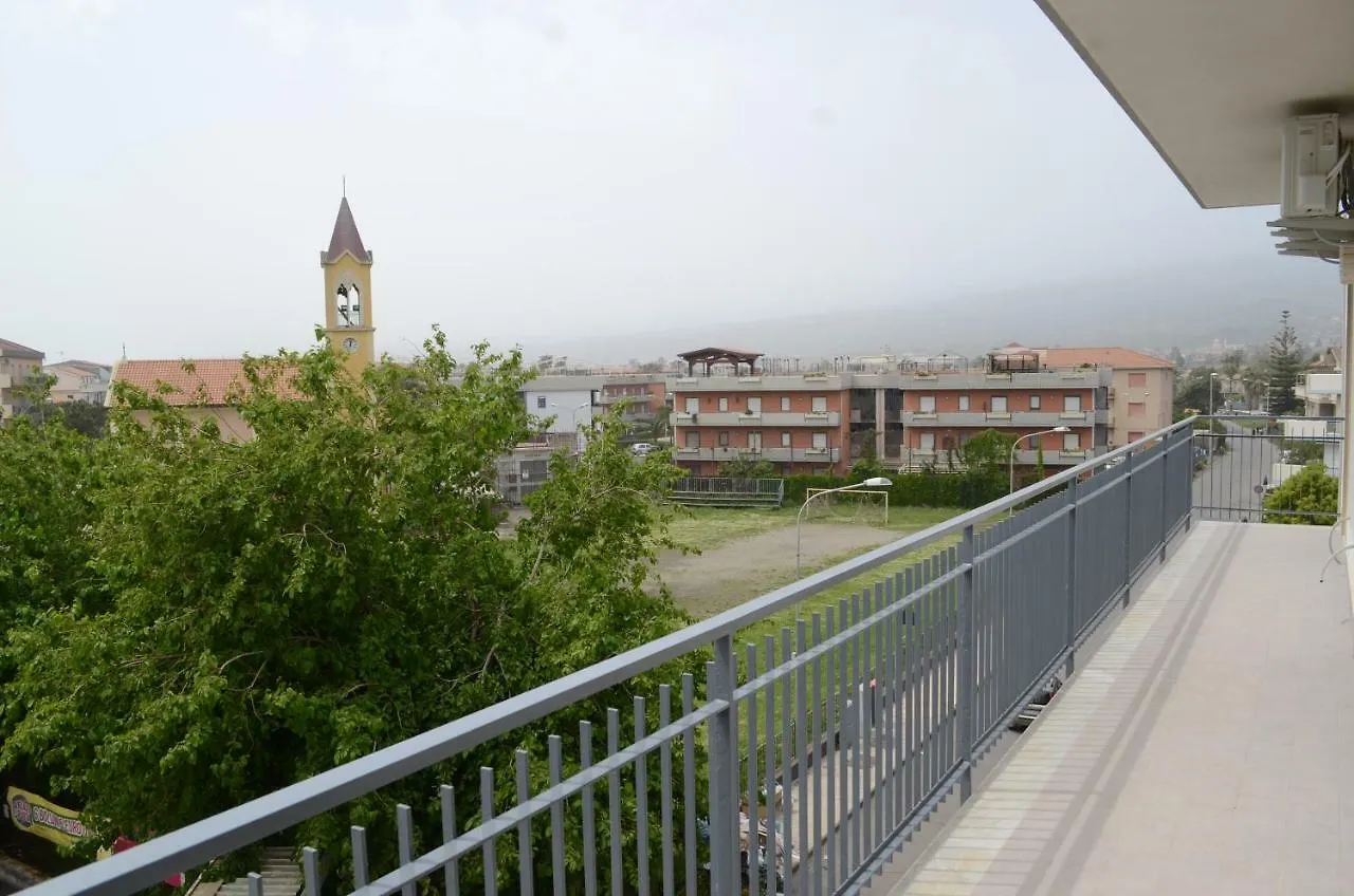 Fondachello Beach House2 - Fondachello-Apartments Com Apartment